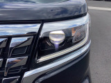 LEDヘッドライトが安全な夜間走行をサポートしてくれます♪照射範囲が広くなるので前方視界が全体的に明るくなり、夜間走行をしっかりアシスト♪