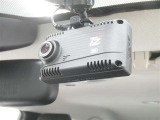【ドラレコ搭載車】今や必需品のドライブレコーダー搭載車です。万が一のトラブルのときにも役に立つドライブレコーダーを装備しています。側面衝突や幅寄せ・割り込み対策に!