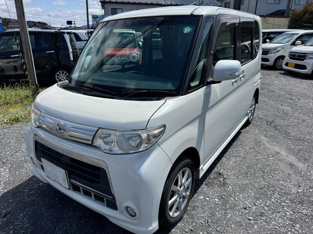 ダイハツ タントカスタム 