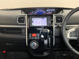 ナビ、オートエアコン付