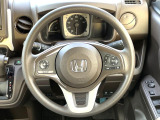 ステアリングも使用感が少なく、きれいな状態となっております♪