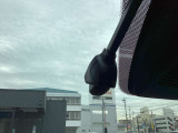 もう無くてはならない、ドライブレコーダーが搭載済みです!あおり運転等の抑制にもなりますし、万が一の時もこれでバッチリ確認できます!