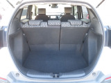 トランクルーム内の画像です。レイアウトで広々荷室が確保出来ます!