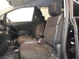 フロントシートです。目立った汚れもなくキレイです!
