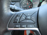 便利なステアリングオーディオスイッチが付いて走行中に便利です