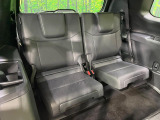 3列目シートはもちろん状態良好☆大人でもゆったりと座って頂けますので、大人数でのお出かけもラクラクです♪ご家族で、気の知れた仲間で、ドライブに行くのが楽しみですね♪