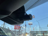 日産純正2ドラレコタイプを装着。フロントと車内を録画してくれるドライブレコーダー付き!