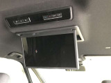 後席モニター☆長距離ドライブや渋滞の際に退屈しがちな状況も楽しいひと時に☆