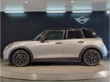 【MINI認定中古車】MINIのご購入はぜひMINI正規ディーラーで!メーカー基準の納車前点検整備を全車実施。規定整備を実施された車両にのみ付帯出来る全国保証。