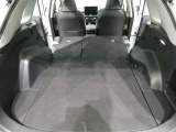 広々としたラゲージスペースを備えています。大きなものや長さのある荷物もしっかりと積み込めます。