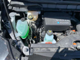 エンジンルームも綺麗に洗浄してから納車致します。普段あまり見ることが無い箇所だからこそ綺麗だと感動しますよね(*&acute;▽`*)