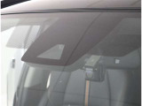 TOYOTA SAFETY SENSEは道路状況、車両状態、天候状態及びドライバーの操作状況などによっては、作動しない場所があります。あくまで運転補助機能です。