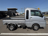 2023年5月登録「DAIHATSU HIJET TRUCK ジャンボ・エクストラ・CVT・2WD ワンオーナー・LEDヘッドライト・スマートキー付き」お買い得車入荷☆★早いもの勝ちです☆★