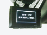 『ドライブレコーダー』動画を残すことで万が一の事態に遭遇した時の必須アイテムです!急ブレーキ・急ハンドルが起こった際、自動で記録が上書きされずに保存され、後でPC等で確認出来ます。