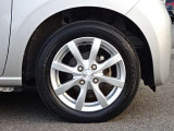 純正のアルミホイール!足元までカッコよく決まってます!!