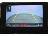バックガイドモニターで、後方を確認しながら安心して駐車することができます。運転初心者も熟練者も必須の機能ですよ!