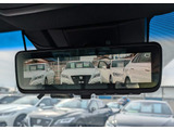 デジタルインナーミラー装備 後方カメラの鮮明な映像をルームミラーに投影します。