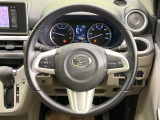 ステアリングも使用感が少なく、きれいな状態となっております♪
