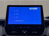 ディスプレイオーディオを装備。スマホと車をつなぐことで、これまでのナビに加えていろんなサービスが楽しめます。