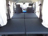 マルチベット仕様のNV200入庫いたしました。当社下取りワンオーナー車です!!車中泊もゆったり過ごせますね!オススメの一台です!!