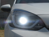 切れにくく明るい!LEDヘッドライト装備