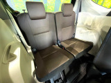 3列目シートはもちろん状態良好☆大人でもゆったりと座って頂けますので、大人数でのお出かけもラクラクです♪ご家族で、気の知れた仲間で、ドライブに行くのが楽しみですね♪