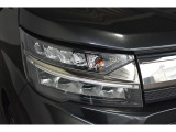 LEDヘッドライトで夜間の運転も安心です