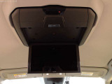後席フリップダウンモニター
