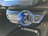 オートエアコン★温度を設定すれば車内を快適な温度に保ってくれます♪