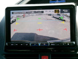 バックモニター付きですので、日常の駐車はもちろん、人や障害物などを映像で確認できるので安心です!(補助装置になりますので、目視でもご確認ください)