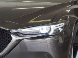 【LEDヘッドライト】省電力で長寿命の明るく運転しやすいLEDヘッドランプです。明るく照らすので暗い夜道からお客様を守ってくれます。お近くの広島マツダまでお越しください。
