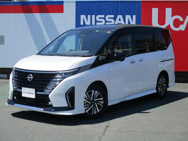 セレナ 1.4 e-POWER ルキシオン 