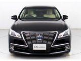 禁煙車です!室内は嫌なニオイも無く、すごく綺麗な状態です!禁煙車・・特にセダンタイプのお車では少ないですよね!!タバコのニオイが苦手なお客様必見です!快適にご乗車頂けます!!