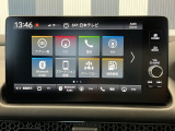 純正スマートナビ付きです!ホンダコネクト対応、フルセグTV視聴、Bluetooth・ミュージックプレーヤー接続可能です!