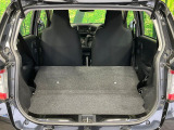 普段のお買い物や通勤、送迎等に十分な荷室スペースを確保しております。セカンドシートを倒すと、大きな荷物の積載も可能です♪