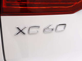 XC60エンブレム
