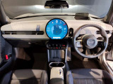【MINI認定中古車】MINIのご購入はぜひMINI正規ディーラーで!メーカー基準の納車前点検整備を全車実施。規定整備を実施された車両にのみ付帯出来る全国保証。