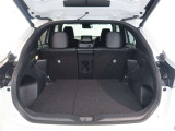 広々としたラゲージスペースを備えています。大きなものや長さのある荷物もしっかりと積み込めます。