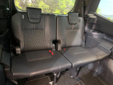 3列目シートはもちろん状態良好☆大人でもゆったりと座って頂けますので、大人数でのお出かけもラクラクです♪ご家族で、気の知れた仲間で、ドライブに行くのが楽しみですね♪