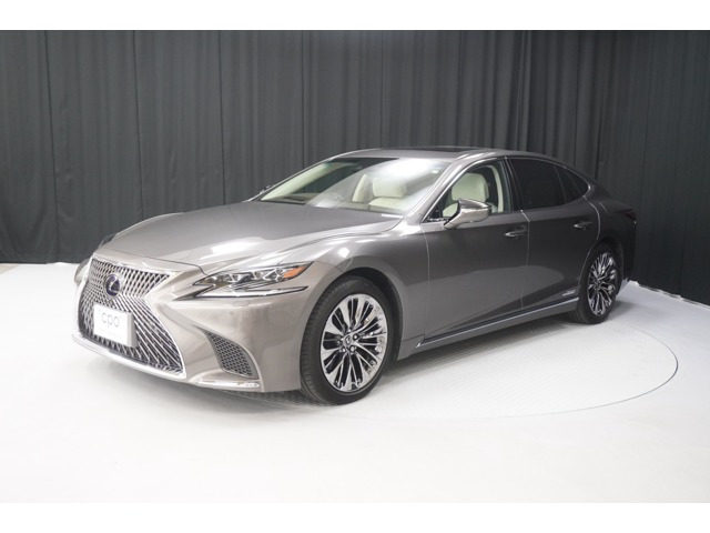 LS 500h エグゼクティブ 4WD 