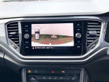 「Apple Car Play」などのスマートフォンアプリ「App Connect」対応の純正ディスプレイオーディオ「Ready To Discover」を搭載。USB、Bluetoth通話もOK。