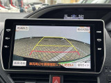 狭い駐車場や立体駐車場などもリアルに映るバックガイドモニター付でラクラク駐車♪