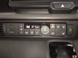 オートエアコン装着車で車内はいつも快適です!