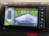【パノラミックビューモニター】専用のカメラにより、上から見下ろしたような視点で360度クルマの周囲を確認することができます☆死角部分も確認しやすく、狭い場所での切り返しや駐車もスムーズに行えます。