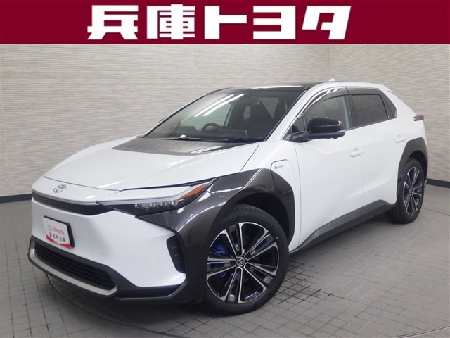 トヨタ bZ4X 
