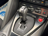 素速い変速を可能にする6速DCT!0.2秒(Rモード,カタログ値)でのギアチェンジを可能としています!Mレンジではパドルシフトで任意にギアチェンジできます!