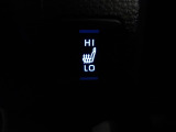 運転席、助手席はシートヒーター付きです。座面や背もたれを素早く温め、寒い日もより快適に過ごせます。