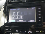 トヨタ純正のメモリーナビが付いています。