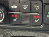 フロント両席にはシートヒーターが付いています!寒い日に便利な装備ですね。