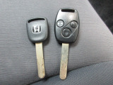 キーレスエントリー標準装備です。万が一の時にはスペアキーも付属しているので安心です。